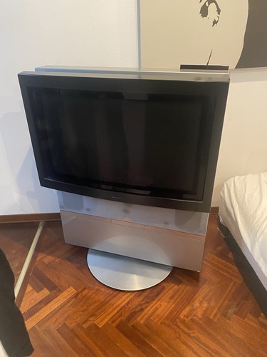 Bang olufsen crt 32 - bang, 32"